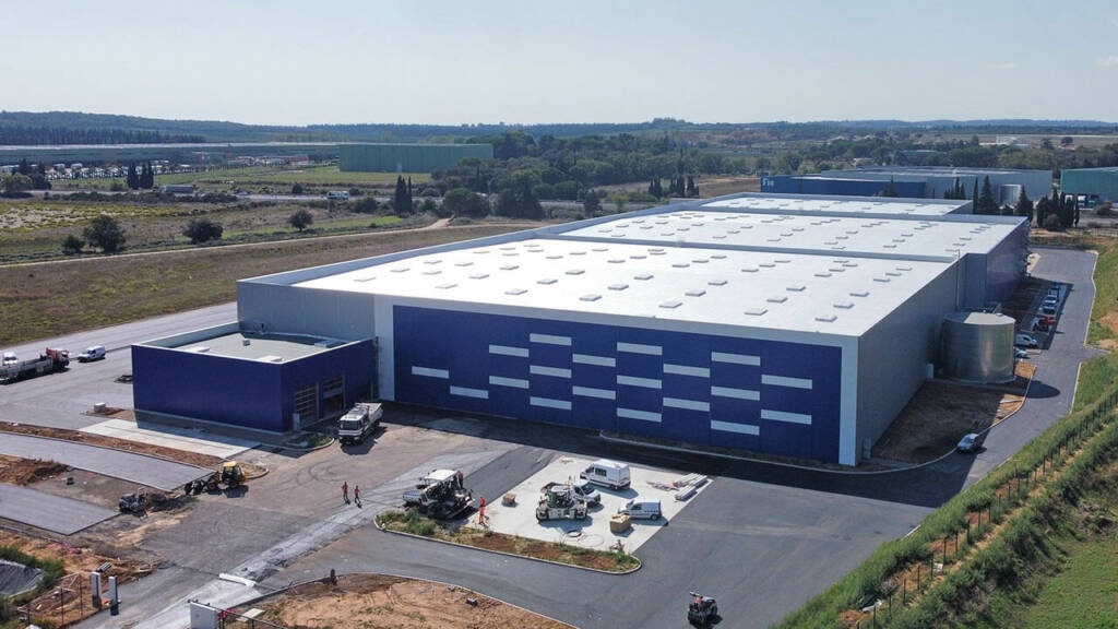 Conception et construction d’une plateforme logistique à Saint-Gilles-du-Gard par DB Groupe Idec - 03